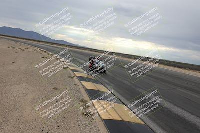media/Sep-21-2025-Race Pace (Sun) [[98bf33ef95]]/Verified/3-Turn 11 Inside (850am)/
